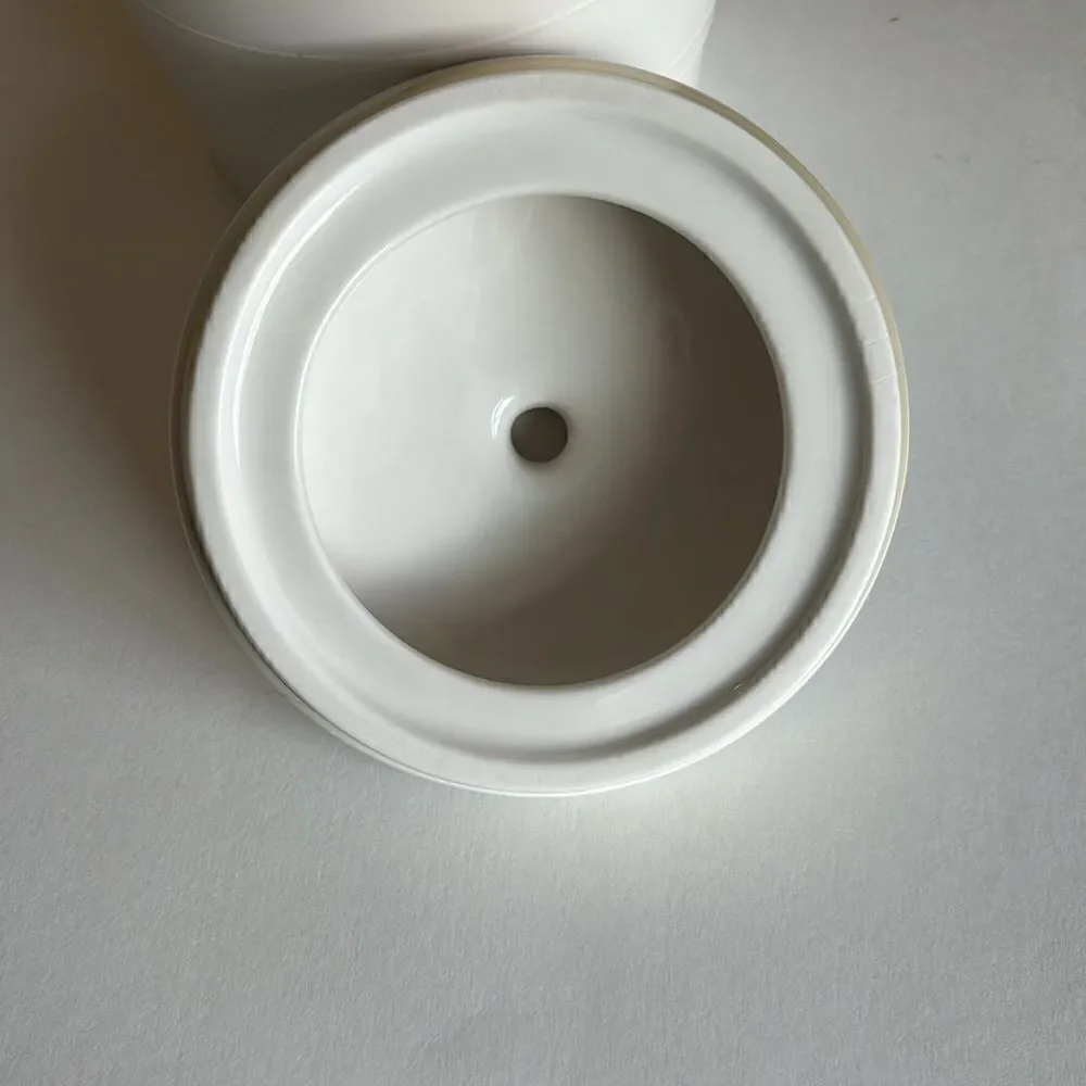 Starbucks 2004 At Home Collection Raised Line Pattern Ivory Canister